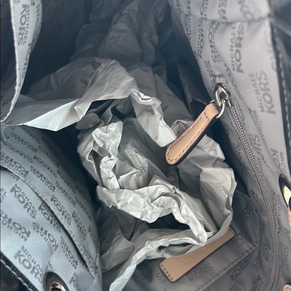 Michael Kors Gray unisex bag - Picture 5 of 16